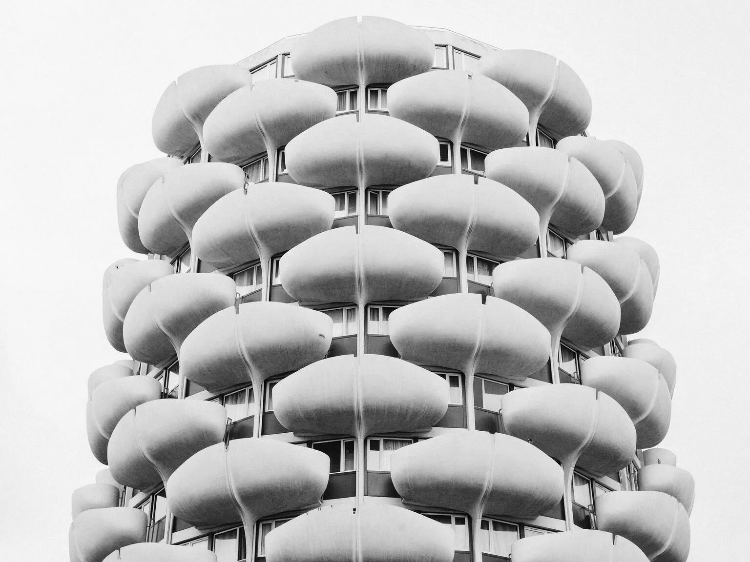 Experience the Floral Marvels of Les Choux, Créteil: A Guided Tour Through Gérard Grandval's Iconic Brutalist Architecture