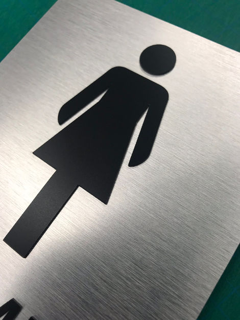 Brushed Aluminum