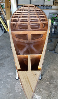 Kaholo planiert, bereit für Deckelverklebung