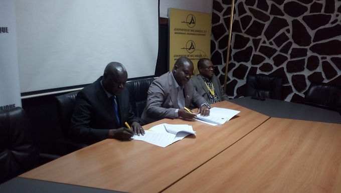 Assinatura de Memorando de Entendimento entre Laboratório de Engenharia de Moçambique e a Empresa Ae