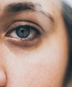 A close up of a woman's eye