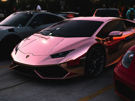 The Benefits of Vinyl Wrapping Your Car vs Painting Your Car