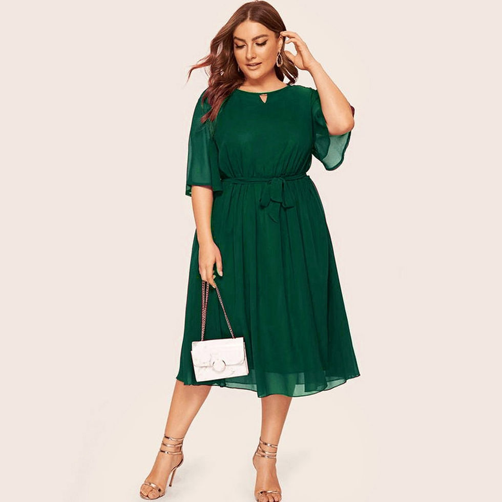 Thumbnail: Woman Solid Color Women Plus Size Dress Half Sleeve Loose Chiffon Knee Length O
