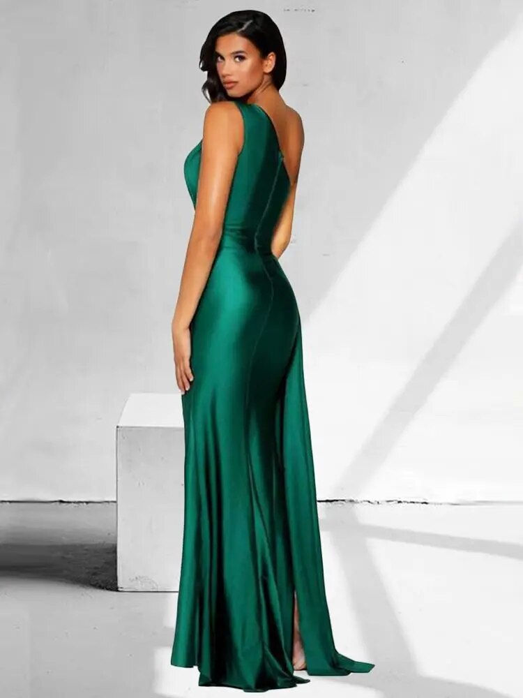 Thumbnail: Romagic Green Hollow Out Mermaid Bridesmaid Dress Burgundy Stretch Satin One Sh