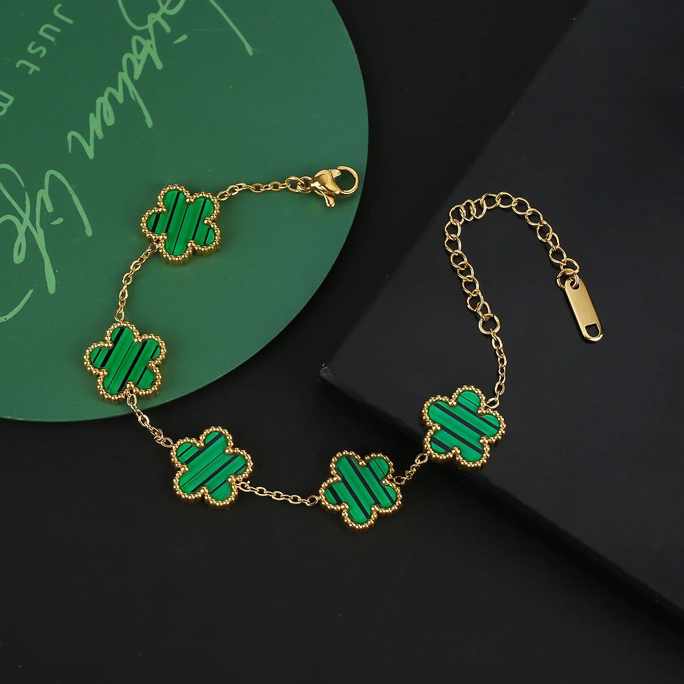 ภาพขนาดย่อ: Gold Plated Hot Sale 316L Stainless Steel Plant Five Leaf Flower Bracelet Class