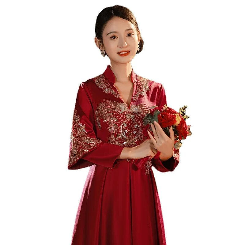 Miniatyrbilde: Chinese Xiuhe Qipao Clothing for Maternity Brides Red Plus Size Cheongsam High