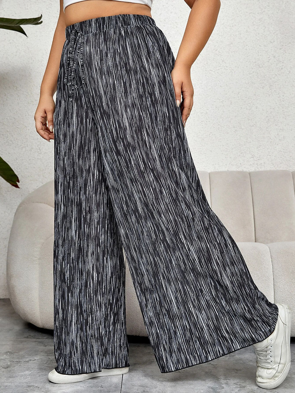 Thumbnail: XL-4XL High-waisted trousers wide-leg pants Loose and thin slacks straight leg