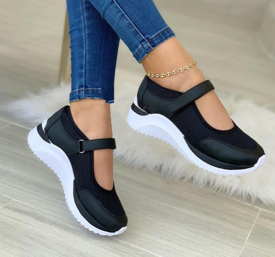 Indexkép: Sneakers Women Light Mesh Platform Hollow Out Sandals Shoes Tenis Feminino Brea