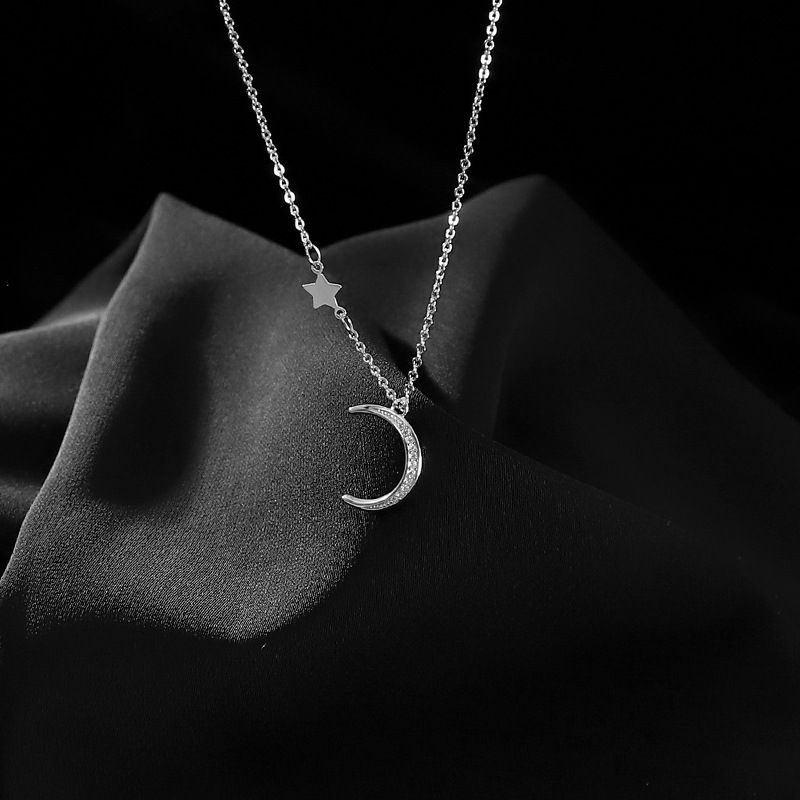 الصورة المصغرة: Moon XINGX Necklace For Women