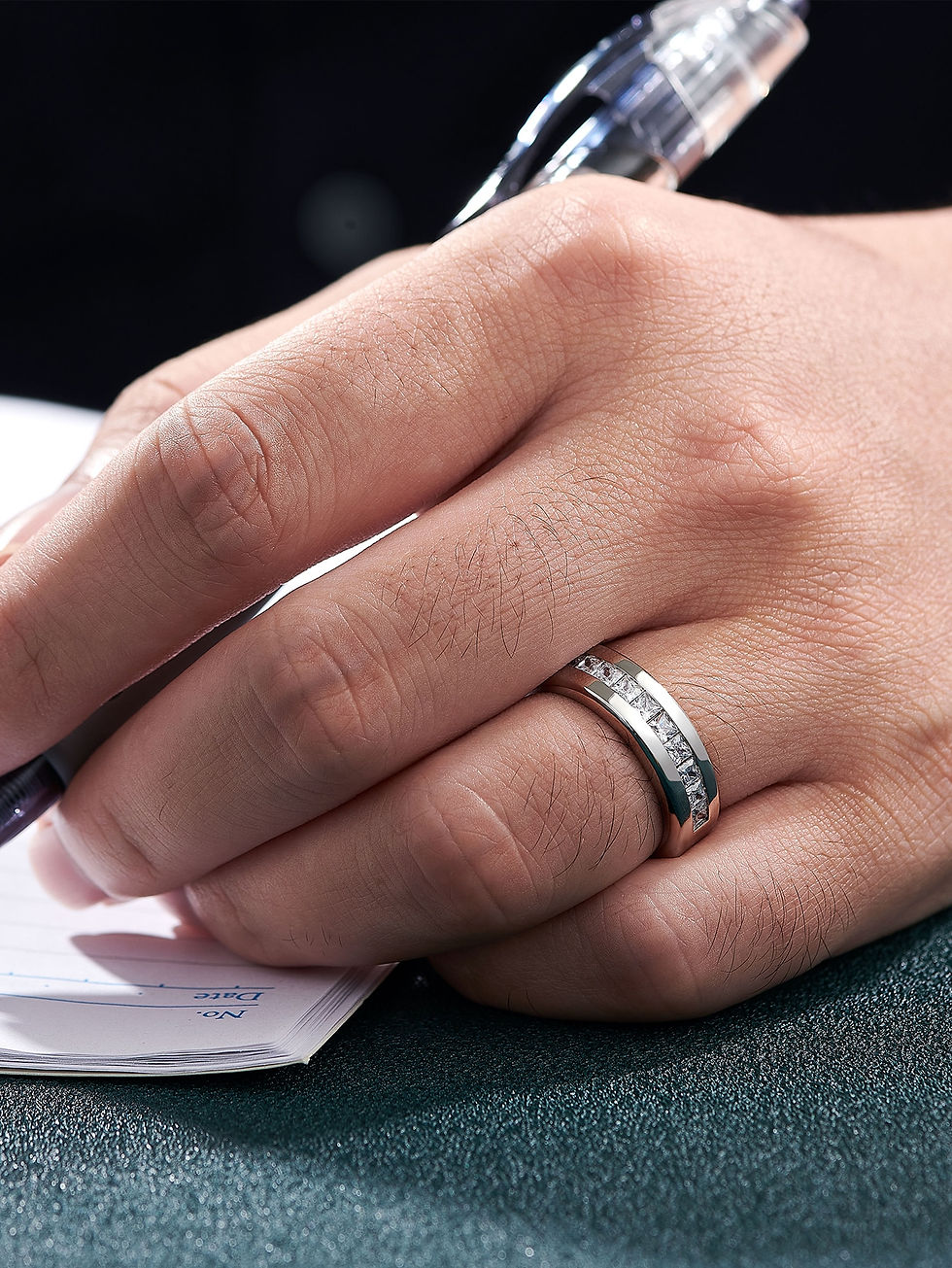 الصورة المصغرة: 1pc Fashion Cubic Zirconia Decor Ring For Men For Wedding Gift