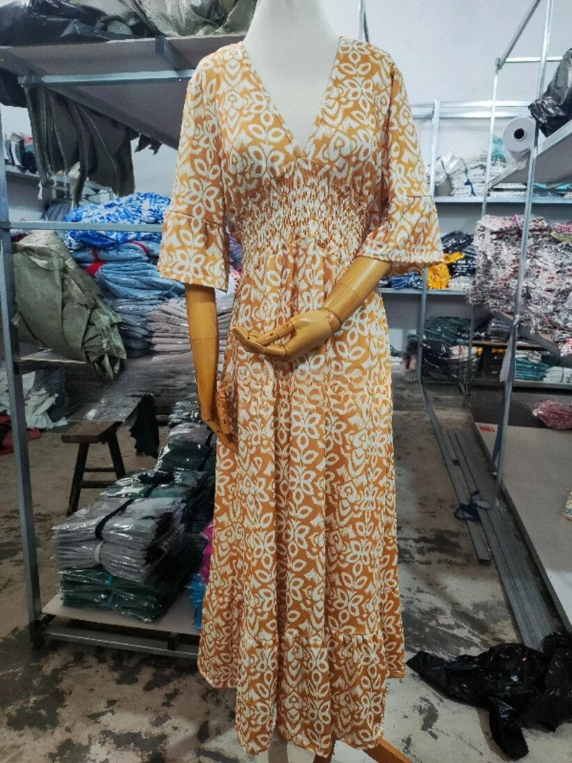 Thumbnail: 2023 Autumn Plus Size Super Fairy V-Neck Knitted High Elastic Floral Dress for
