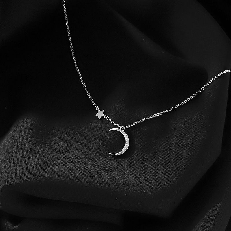 الصورة المصغرة: Moon XINGX Necklace For Women