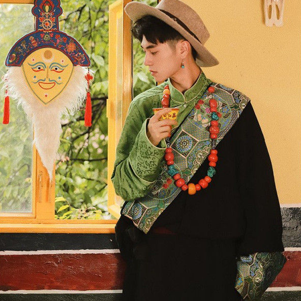 Thumbnail: Travel Photography Lhasa Tibetan Costumes Men's Traditional Clothing