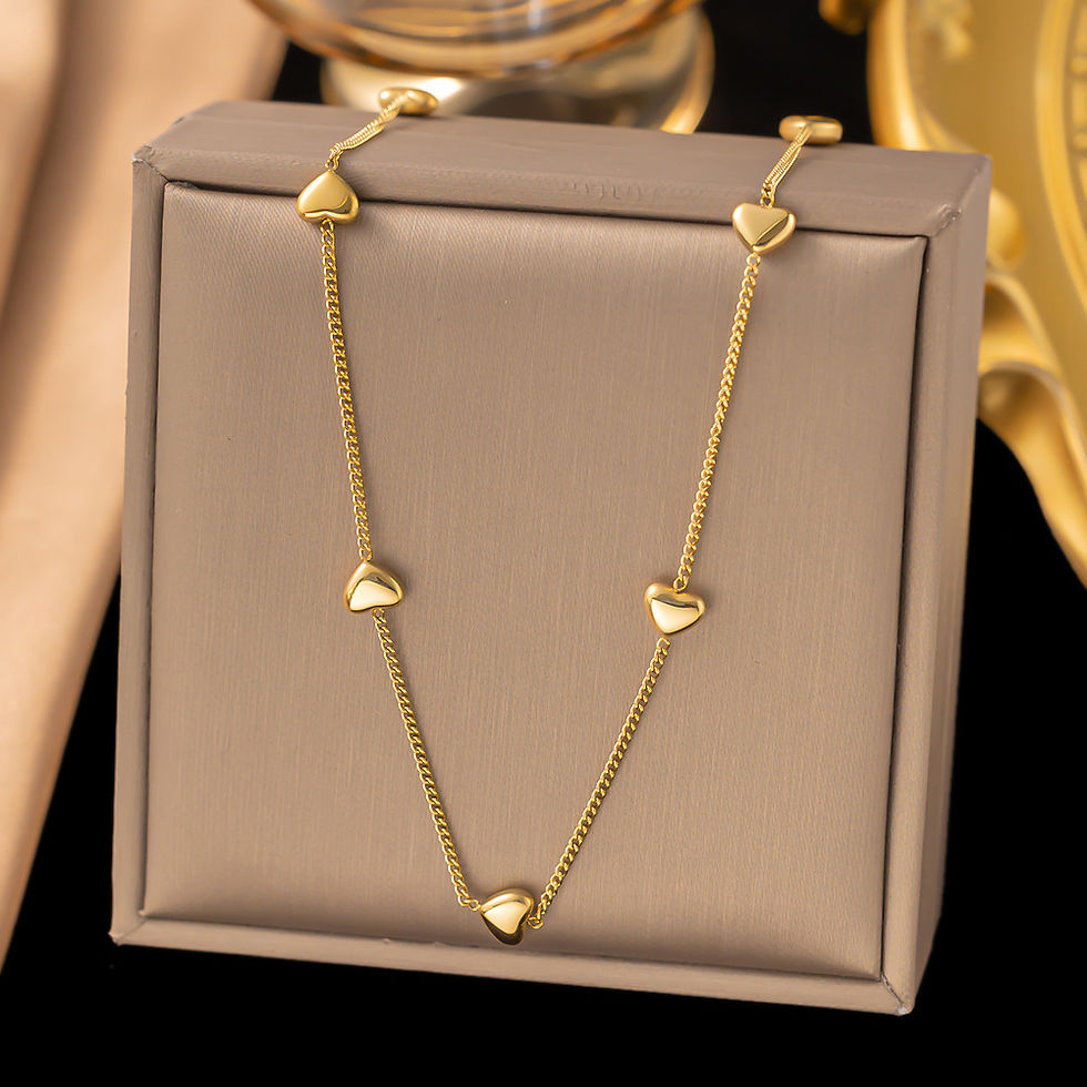 Thumbnail: Sweet Elegance Small Love Titanium Steel Necklace Light Luxury Peach Heart Brac