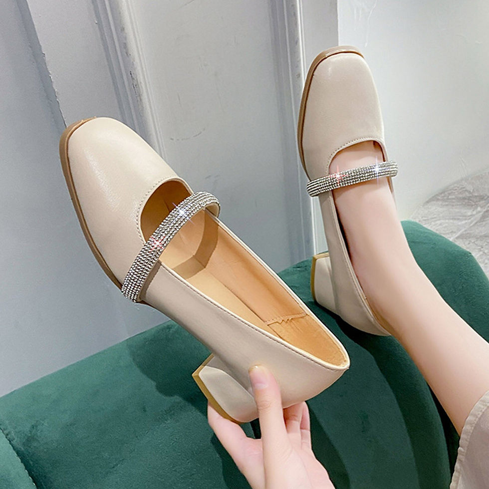 Thumbnail: Fashion Summer Women Pumps Solid Color Round Toe Rhinestone Chunky Heel Medium