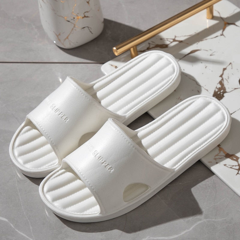 תמונה ממוזערת: New Solid Color Slippers Man Summer Beach Sandals  Light Bathroom Home Non Slip
