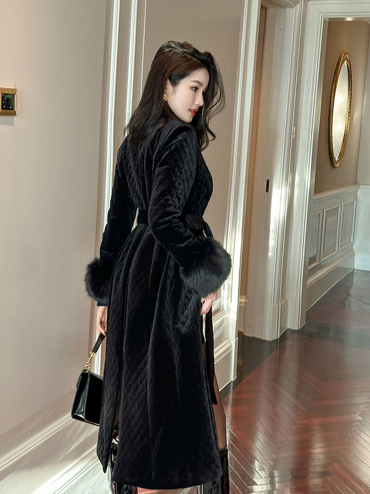 縮圖：Women's Black Mid-length Coat Velvet