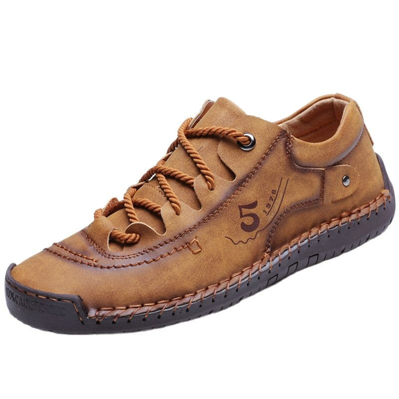 Thumbnail: Men Casual Shoes Leather Outdoor Walking Sneakers 2021 New Fashion Male Leisure