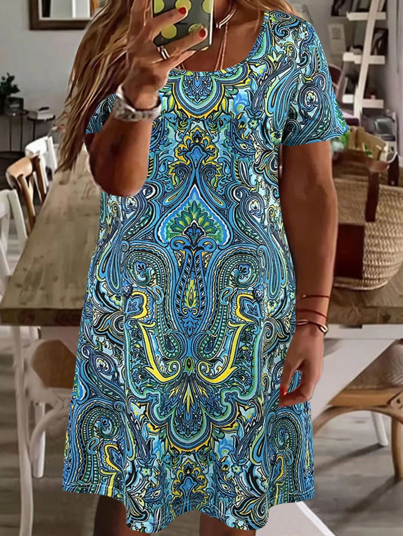 Plus Size Casual Dress, Women's Plus Allover Paisley Print Short Sleeve Round N