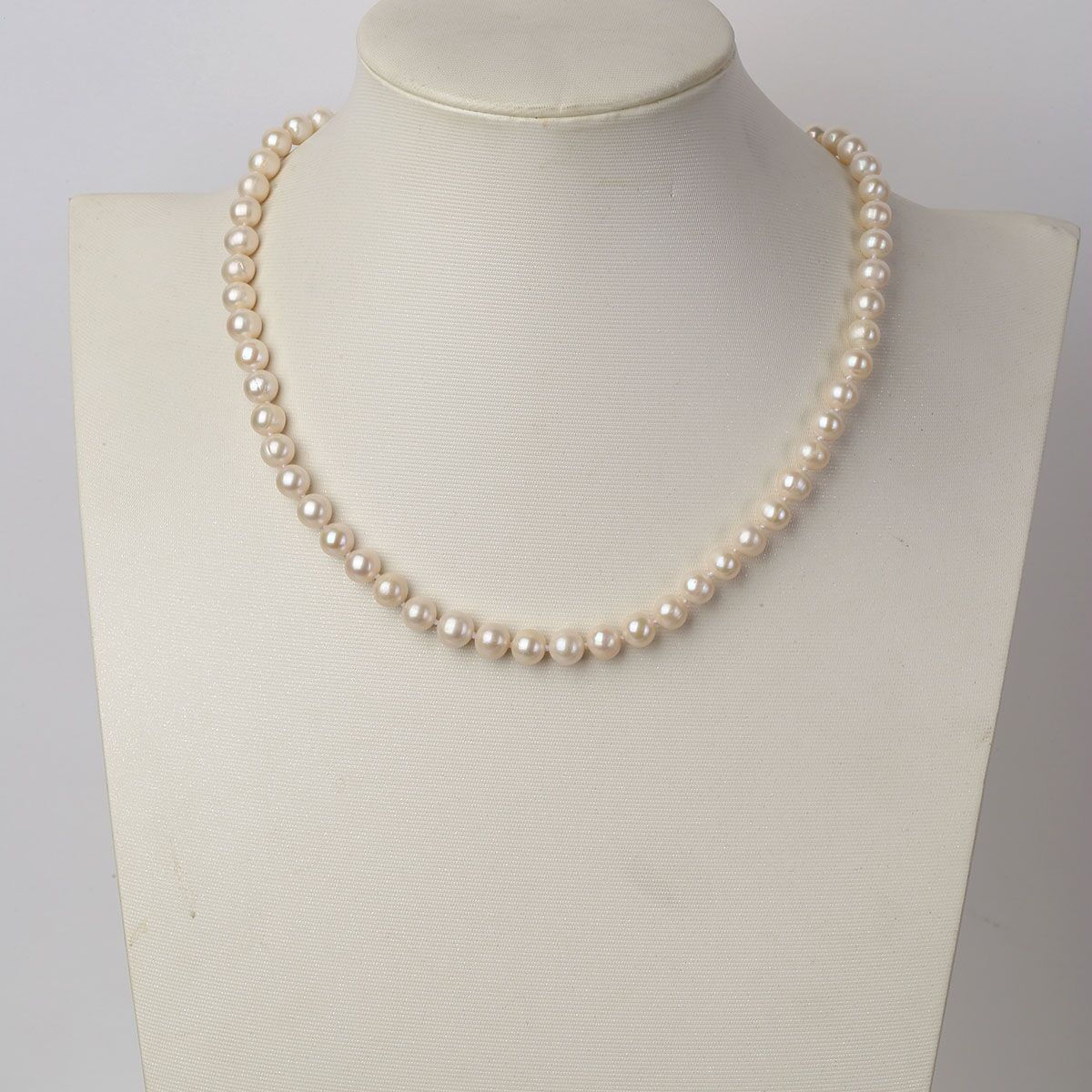 YACQ 8.5-9mm Freshwater Cultured Pearl Choker Necklace Stud Earrings Sets 925 S