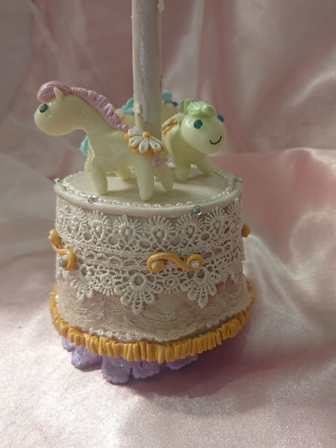 005-2，張于真，《轉瞬璀璨》，複合媒材，直徑10x 高23cm， 2020.JPG