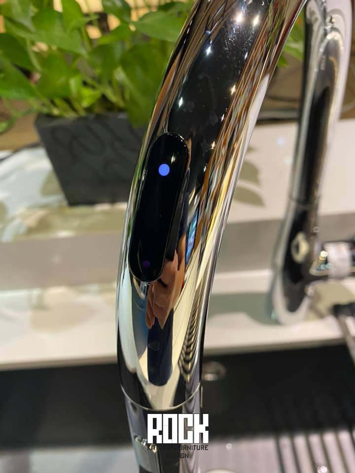 日本KVK感應式鵝頸伸縮雙切水龍頭