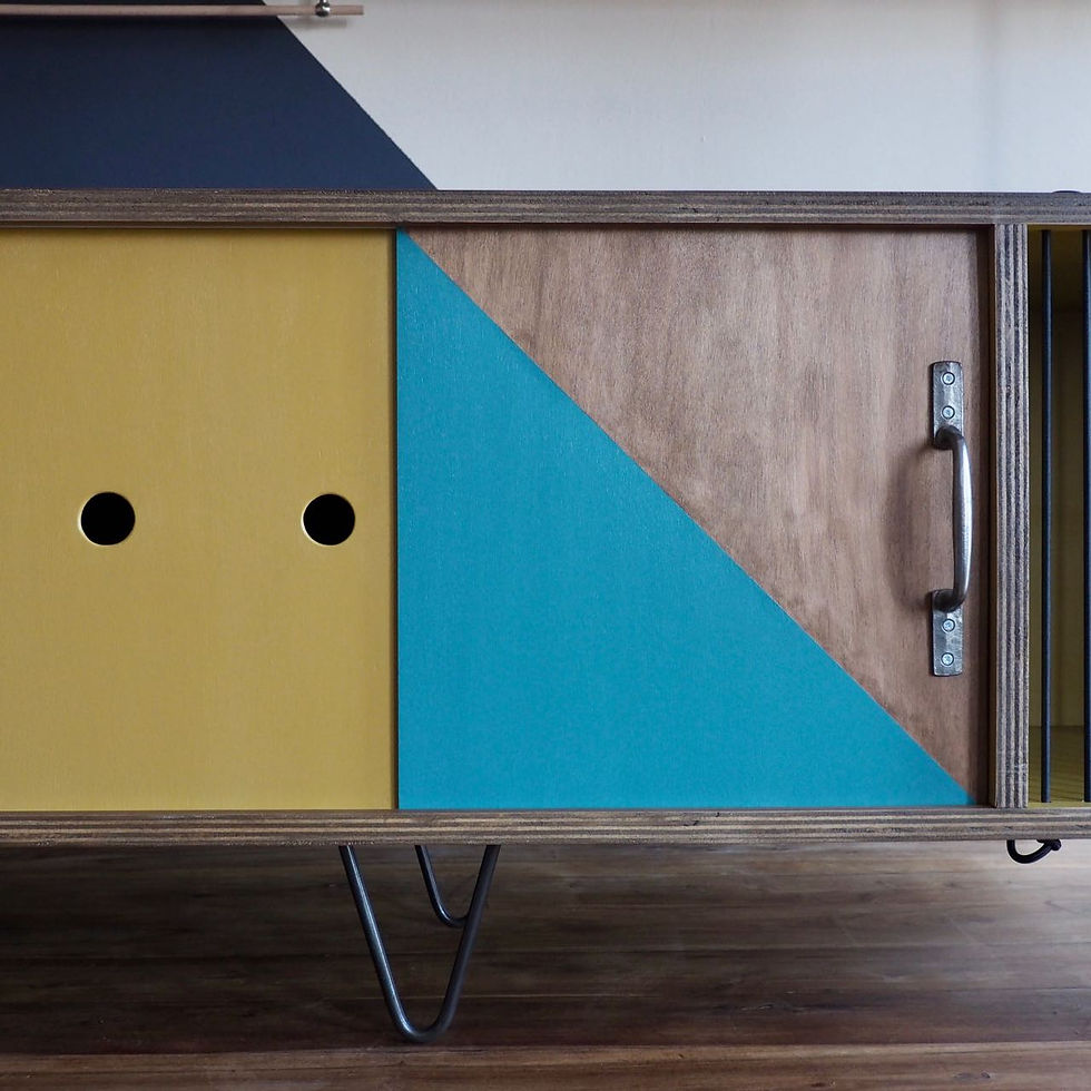 Triple O - C007 Enfilade TV - 10