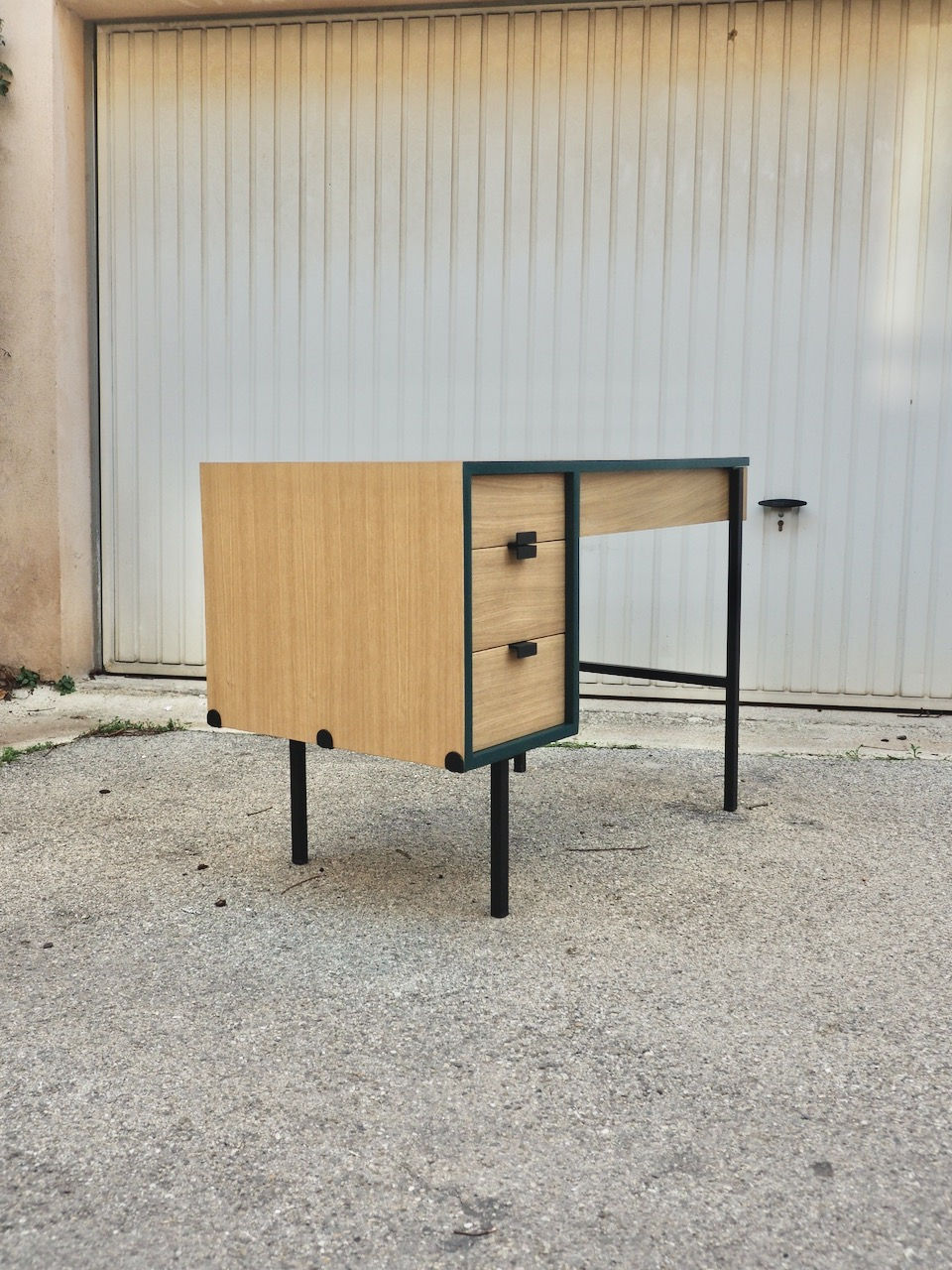 Miniature : Bureau fifties HIT
