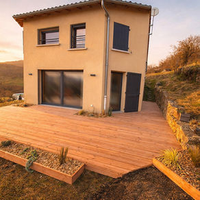 🌟 Terrasse en bois Douglas avec vue panoramique – Gorges de l’Allier