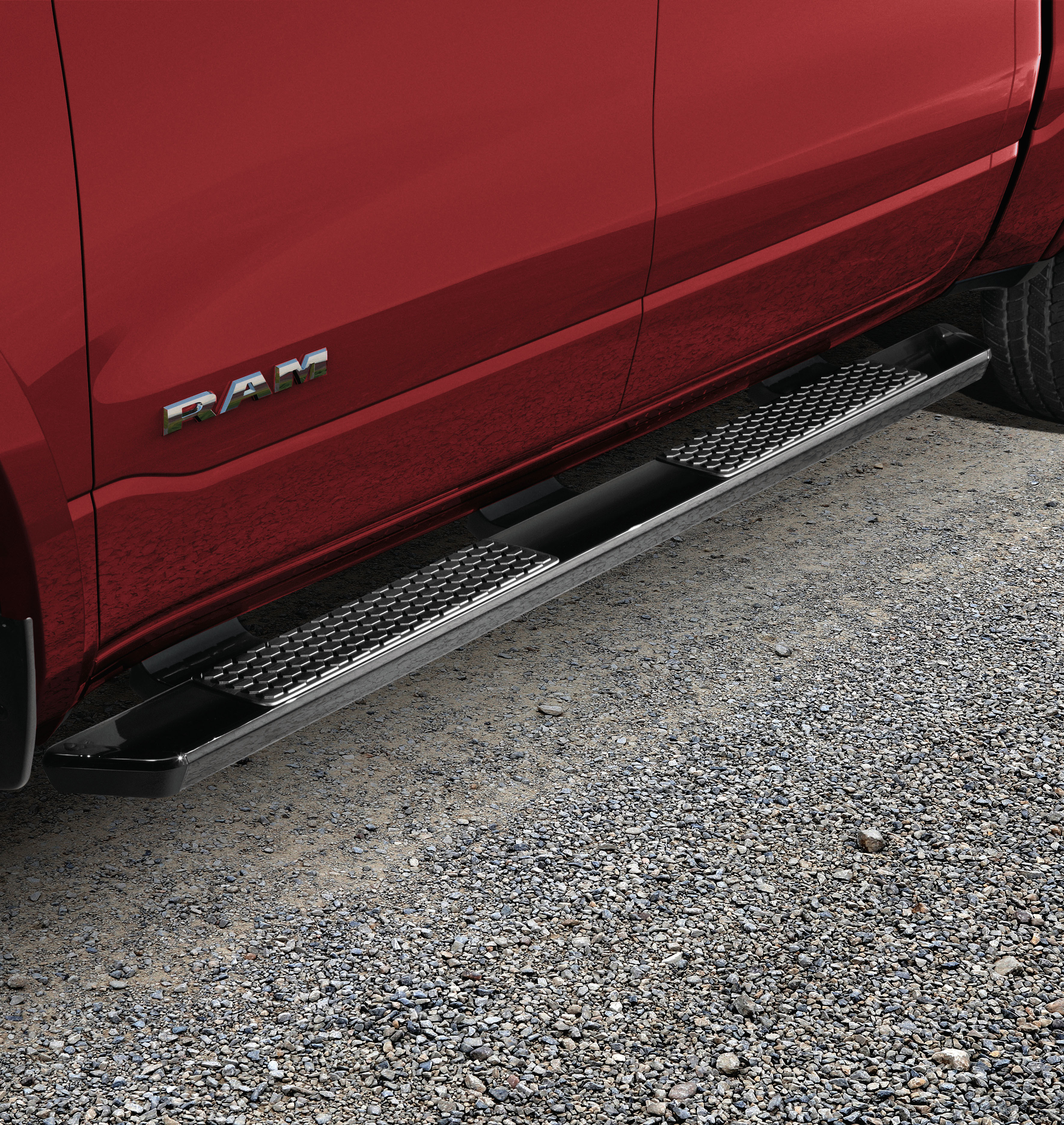 gloss black-painted, cab length running boards