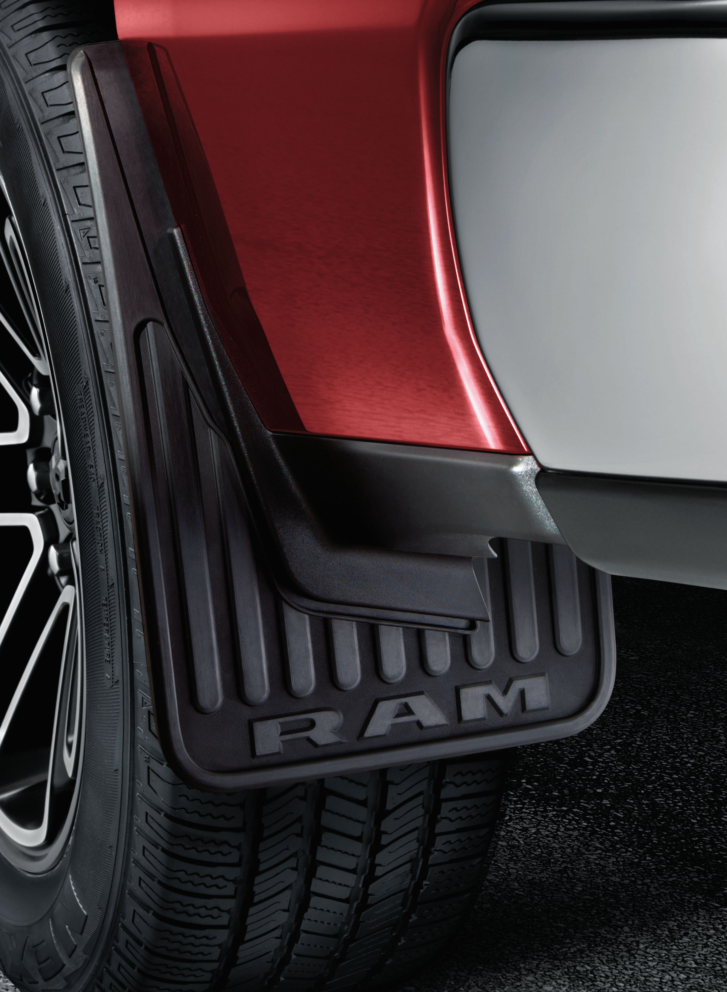 REAR HEAVY-DUTY SPLASH GUARDS
