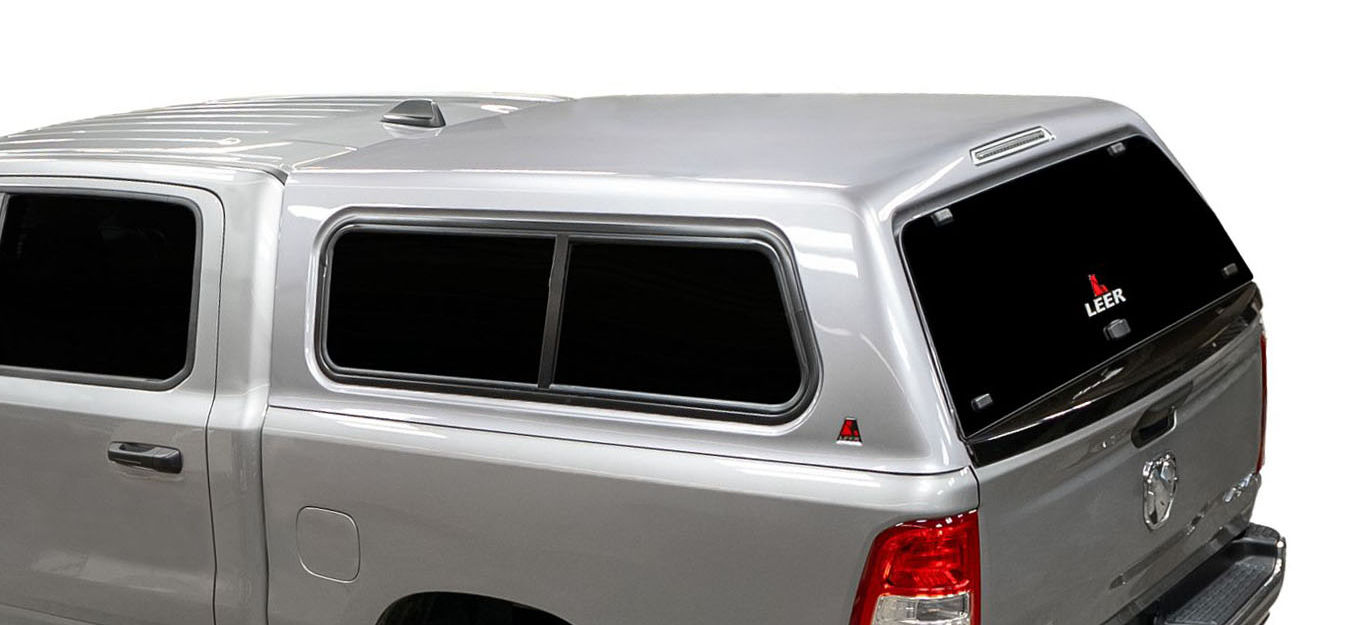 Truck Caps (5.7-foot
and 6.4-foot, body-color matching)
