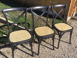 Restauration de chaise par votre tapissi