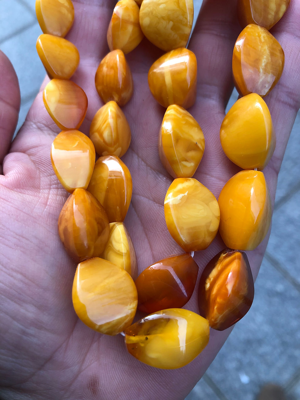 Thumbnail: BUTTERSCOTCH AMBER NECKLACE 40 GRAM