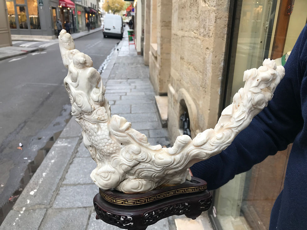 Thumbnail: Antique chinese coral statue