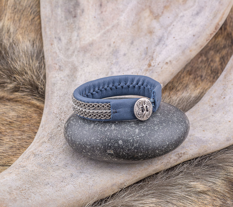 Thumbnail: Sámi reindeer leather hand braided bracelet