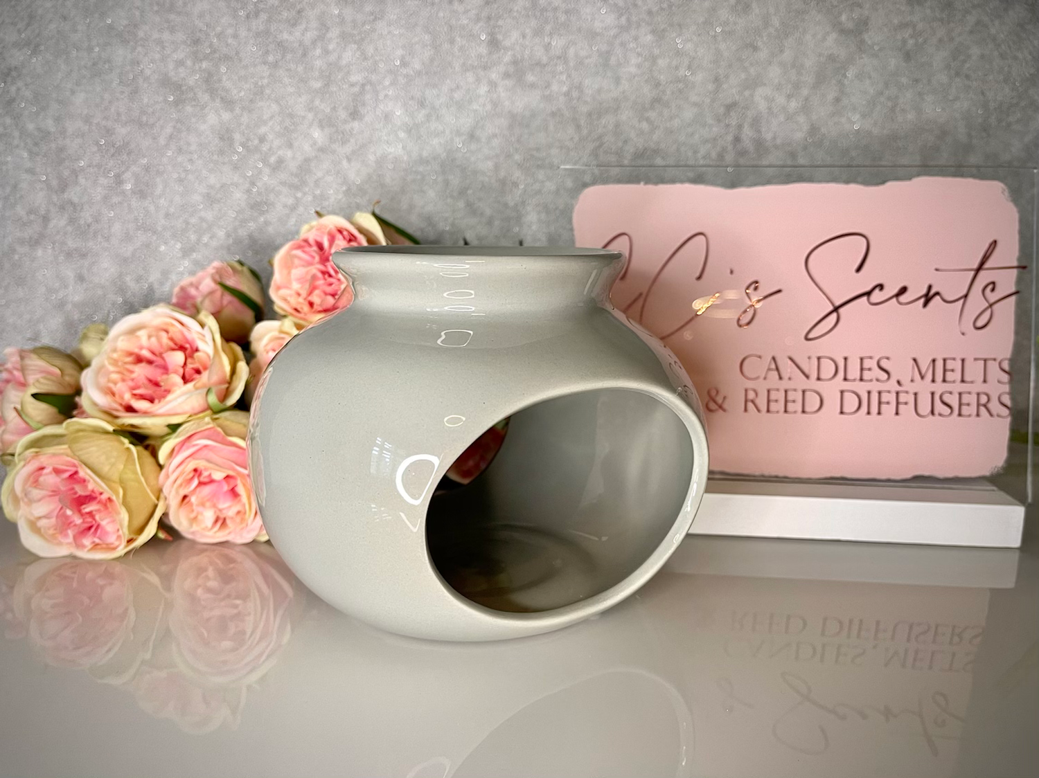 Grey Sofia Wax Melt Burner