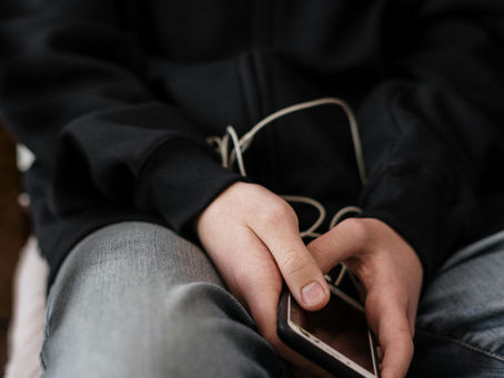 Why Teens Shut Down: Understanding the Freeze Response in Adolescents