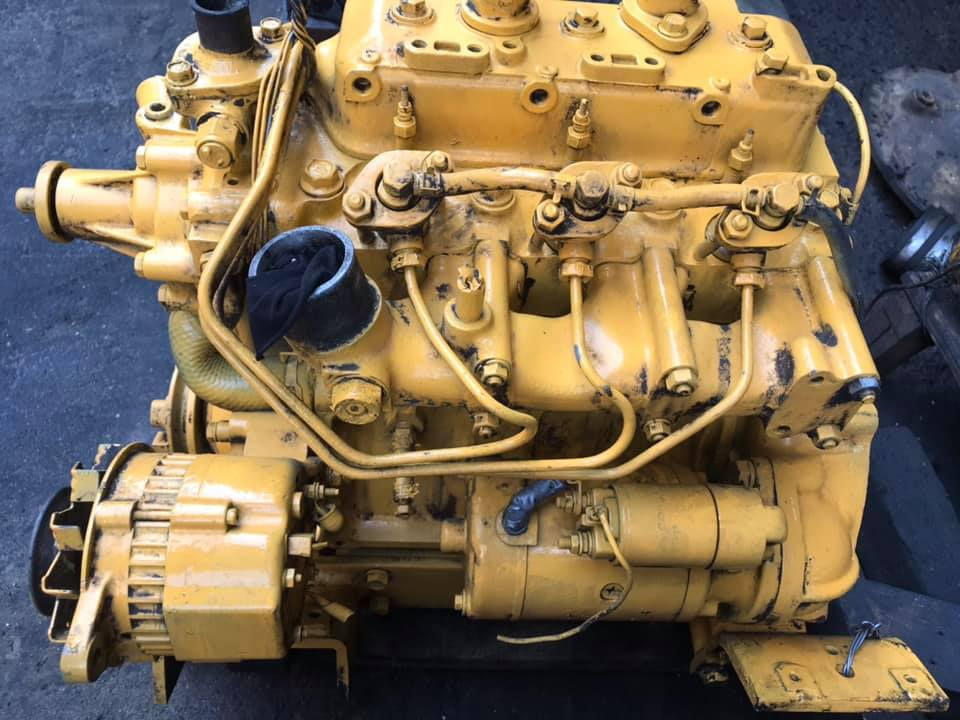 เครื่อง Komatsu 3D84