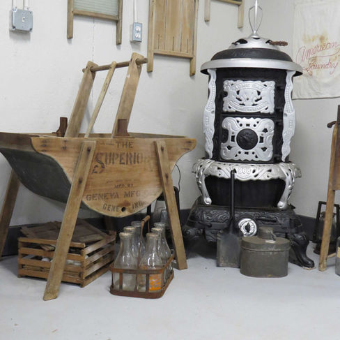 tools, photos, paintings, and household items