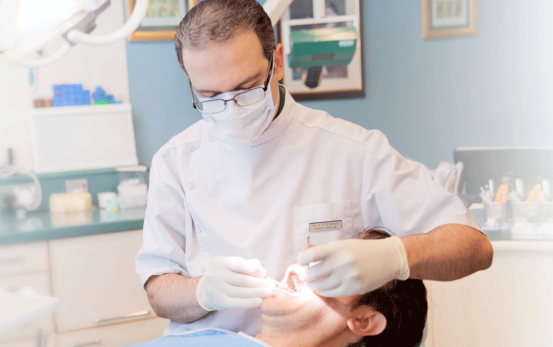 DES-dental-in-action.gif