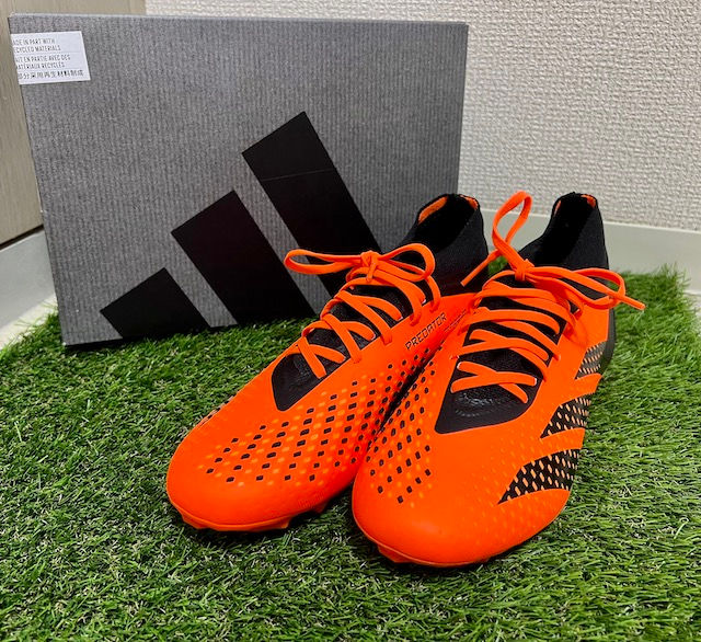 137.adidas PREDATOR ACCURACY.2