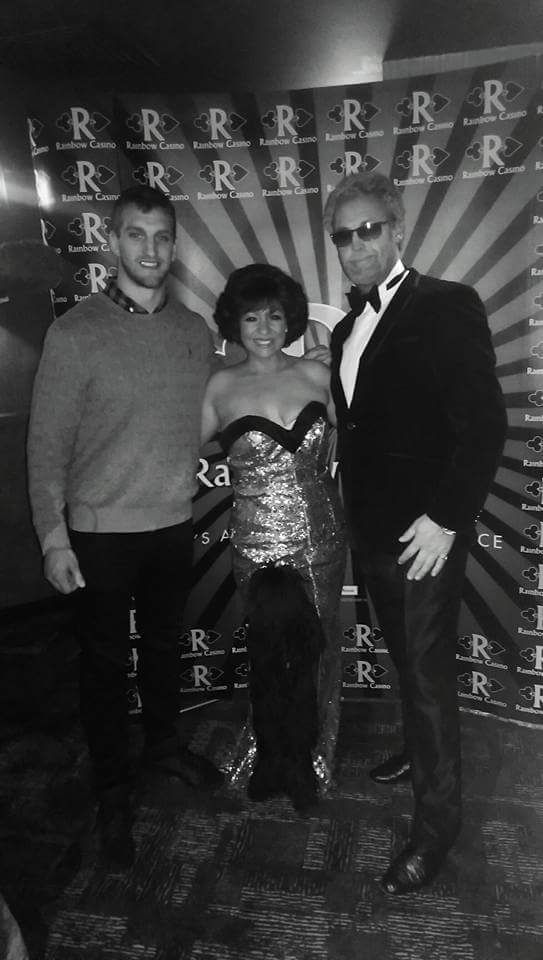 Rachael Roberts as Shirley Bassey 089