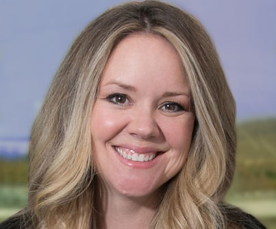 Jennifer Navest - Headshot_edited_edited