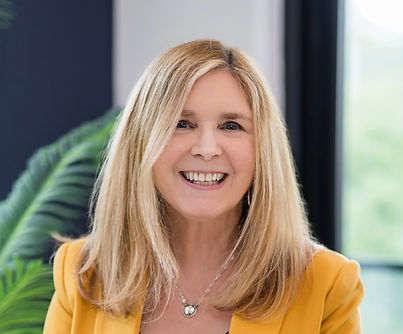 Suzy Minken - Headshot 2023.jpg