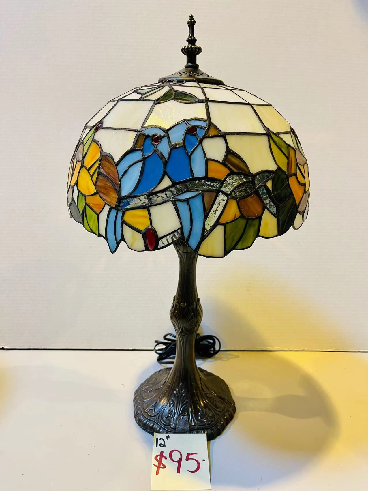 TF12220401A - Tiffany 12'' Table Lamp