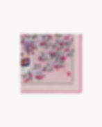 Kirazların Altında Bir Kare