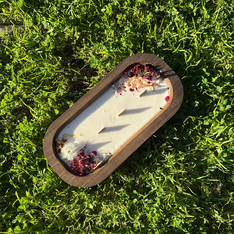 Luxury dough bowl candle with dried flowers and matcha scent for home décor and self care