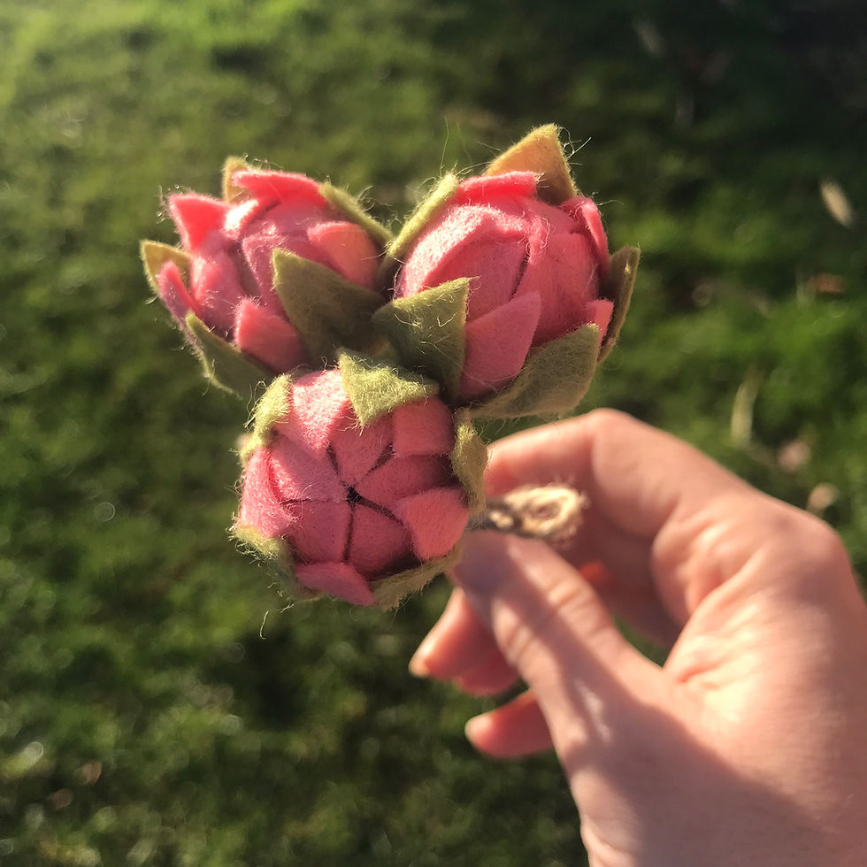 Thumbnail: Felt Flower Bundle - Four Tutorials