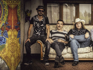 CHRIS HORSES BAND NEW ALBUM:
DEAD END & A LITTLE LIGHT